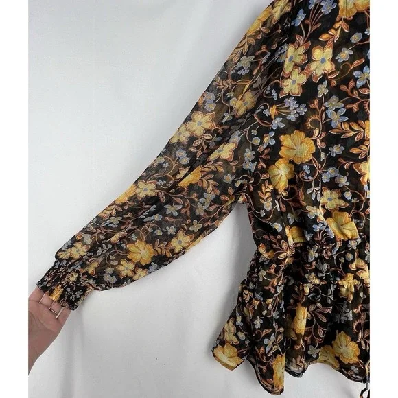 Old Navy Womens Top Size XL Dark Floral Smocked Long Sleeve Peplum Shirt - Picture 8 of 15